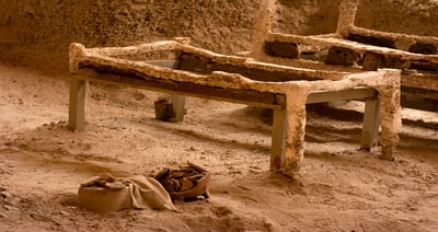 Akrotiri guided tour – A journey back in Santorini’s history